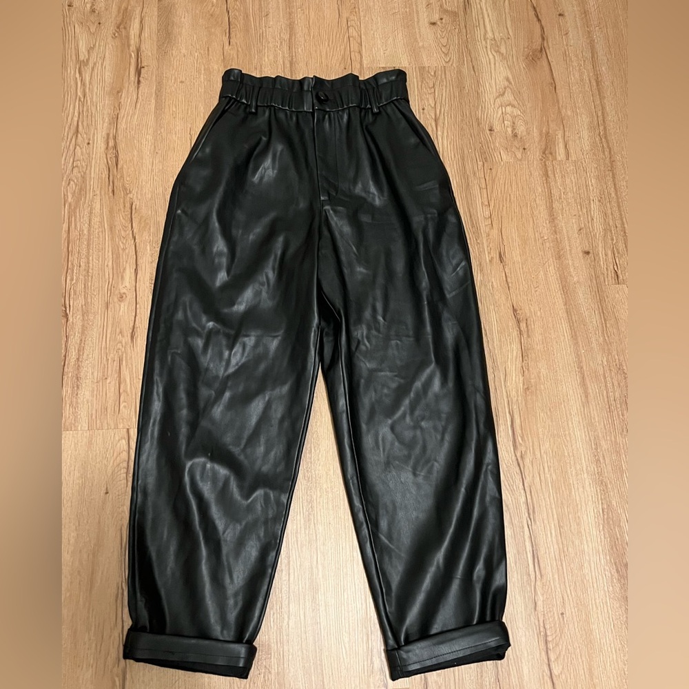 ZARA LEATHER PAPER BAG PANTS - S